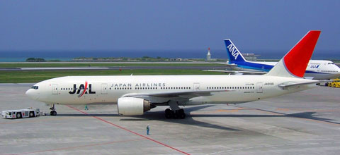 b777-200